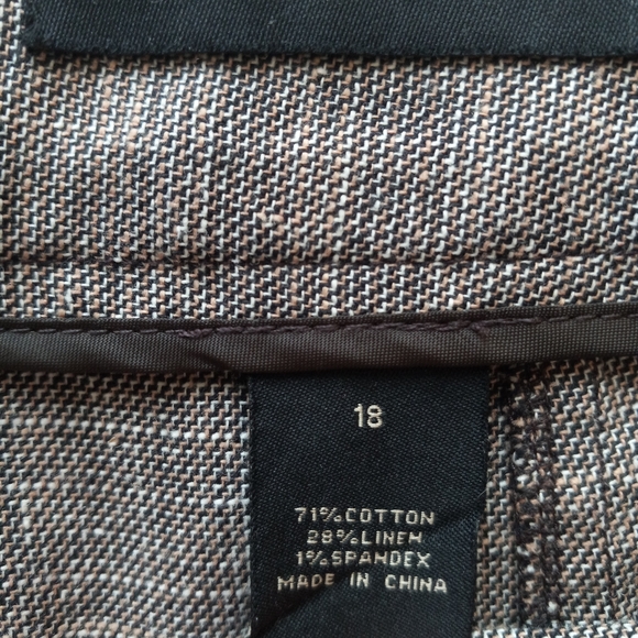 Lane Bryant size 18 linen blend knee length skirt back zip with button d… - Picture 4 of 8